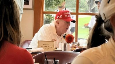 ‘Just the picture of health, isn’t he?’: Trump dozes off mid-meal at his golf club—and somewhere, Biden’s cackling to himself