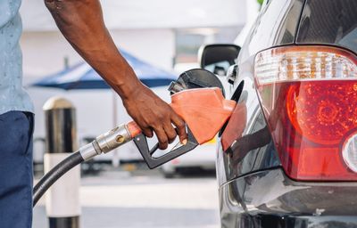 Holiday Price Drop: US Gas Now $3 Per Gallon Ahead of Travel Surge—Cheapest Since 2021