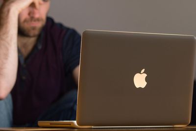 Half of young investors ‘check accounts at least once a day’