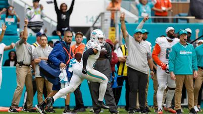 The Halloween Meeting That Changed the Dolphins’ Season