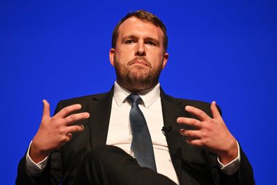 Three former Tory MPs defect to Farage’s Reform