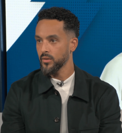 Theo Walcott explains why Arsenal should 'fear' Chelsea in Premier League title race