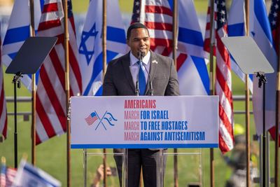 Aipac over affordability: Democratic candidates come under fire for support of Israel