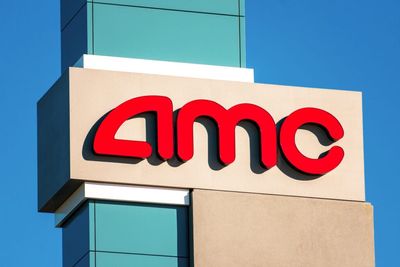 AMC Entertainment Stock Slides Monday: What's Going On?