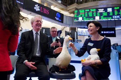 How a park bench meeting led to Aflac’s $200 million mascot idea