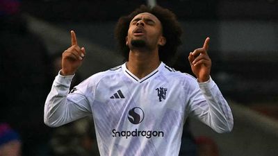 Why Man Utd Need Something Else Despite Joshua Zirkzee Uptick