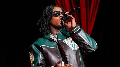 Rapper Toosii Commits to Hometown Syracuse to Chase College Football Career