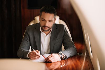 8 Daily Habits of Millionaires You Can Start Right Now
