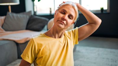 Improve circulation, boost energy, and ease stiffness with this 7-move morning mobility routine