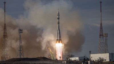 Russia accidentally destroys its only working launch pad as astronauts lift off to ISS