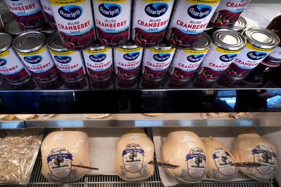 Ocean Spray investigating after viral videos appear to show cans of Thanksgiving cranberry sauce filled with water