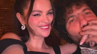 Selena Gomez and Benny Blanco's Awkward Courtside Moment as He Dodges Her Hand but Rushes Into Fan Photo