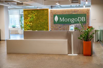 MongoDB Reports Q3 With $628M Revenue: 5 Key Takeaways Amid Nasdaq Volatility
