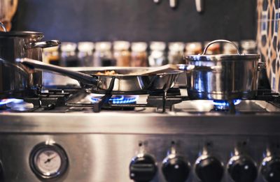 Cookware Lead Contamination Recall: Which Affected Products Match the Unbranded Cookware Millions Still Use?