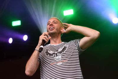 Disabled Example fan gutted after musician mistakenly calls her out during gig