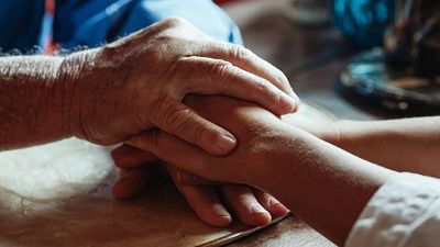 Obesity may speed the onset of Alzheimer’s, scientists say