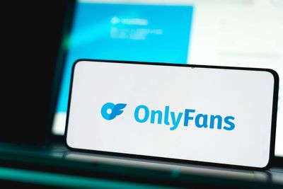 IRS agents will be required to watch OnlyFans to determine if content fits ‘no tax on tips’ criteria
