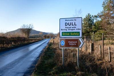 Vienna invites entire Scottish village to decide if Austrian capital is ‘dull’