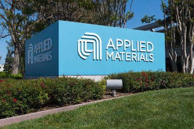Applied Materials To Rally Around 12%? Here Are 10 Top Analyst Forecasts For Tuesday