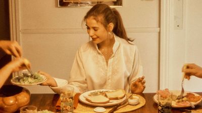 Rattan Chairs, Dark Wood, and a Tiffany Lamp – Demi Moore's Childhood Home is a Masterclass in the '70s Trends Making a Comeback in 2026