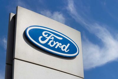 Is Ford Motor Stock Outperforming the Dow?