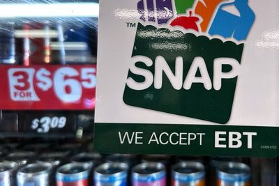 Trump administration says it will withhold SNAP food aid from Democrat-led states over data