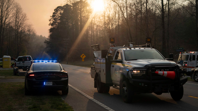 A 120-foot Sky-Dining date gone wrong might spell the end for the trend after children were trapped mid-air for hours