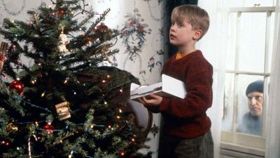 I’ve Always Wanted to Live in the McCallisters’ Home – So This Year I’m Bringing the 90s Back and Decorating 'Home Alone' Style
