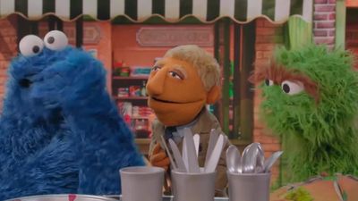 Benoit Blanc took to Sesame Street to solve a Knives Out mystery