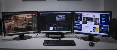 This 3-monitor dock lacks aesthetic charm, but when it comes to performance, the StarTech 150US-USB4DockTriple is spot on.