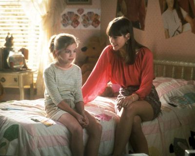 Jamie Lee Curtis asked My Girl studio to put trigger warning on poster over Macaulay Culkin bee sting