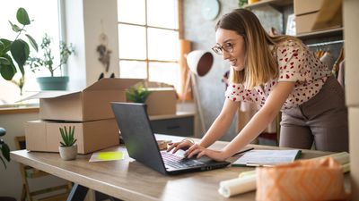 I Used Mark Cuban’s Side-Hustle Strategies and Now Make $2,800 Extra Every Month