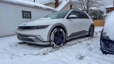 The Hyundai Ioniq 5's Snow Mode Makes It A Champion In Bad Weather