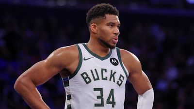 NBA World Stunned by News of Giannis Antetokounmpo, Bucks Considering Trade