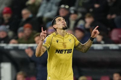 Daniel Munoz scores as Crystal Palace beat struggling Burnley