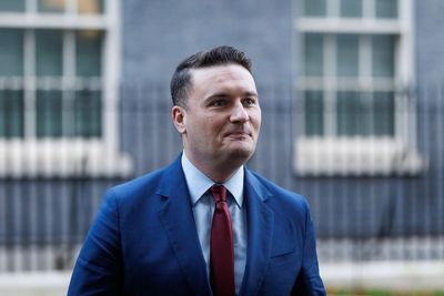 Streeting orders review into ‘overdiagnosis’ of mental illness and ADHD in welfare spending crackdown