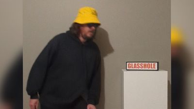 This Ray-Ban Meta smart glasses detector helpfully lights up the word 'glasshole' when the specs are nearby, just so we're all aware of exactly what we're dealing with