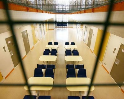 Sevenfold increase in serious incidents at UK immigration detention centre, report finds