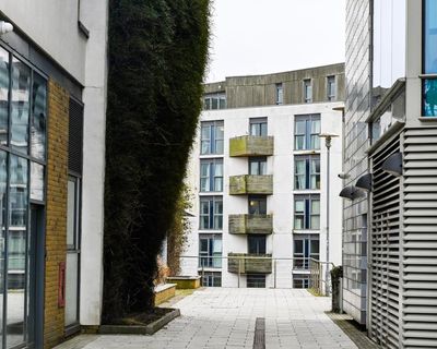 Leasehold ‘wild west’ under scrutiny as minister criticises FirstPort’s fees and failures