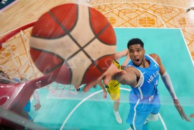 Giannis Antetokounmpo Injury Update: 'Serious' Trauma Requires MRI, Here's How Long He Will Be Out