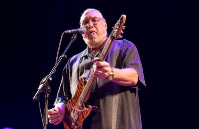 Steve Cropper, Booker T and the MG’s guitarist, dies aged 84