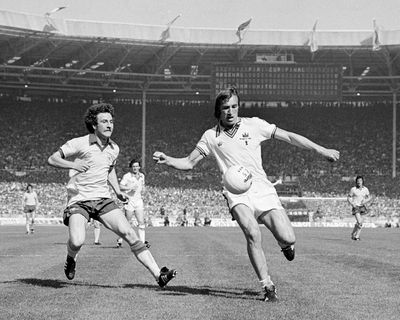 Billy Bonds obituary