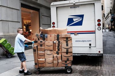 Amazon could ditch USPS and create its own shipping network in massive industry shakeup: report