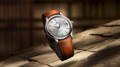 This new Jaeger-LeCoultre is a beautifully simple 1990s throwback