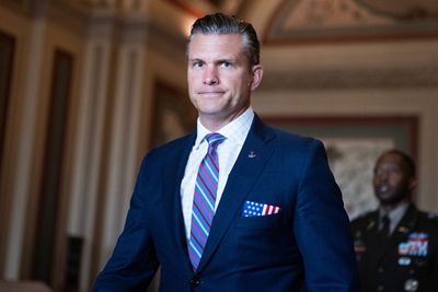 Pentagon watchdog finds Hegseth's Signal use endangered troops - Roll Call