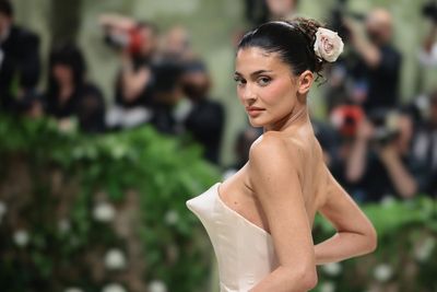 Kylie Jenner undergoing stem cell therapy for chronic back pain after sister Kim’s success. What is it and how does it work?