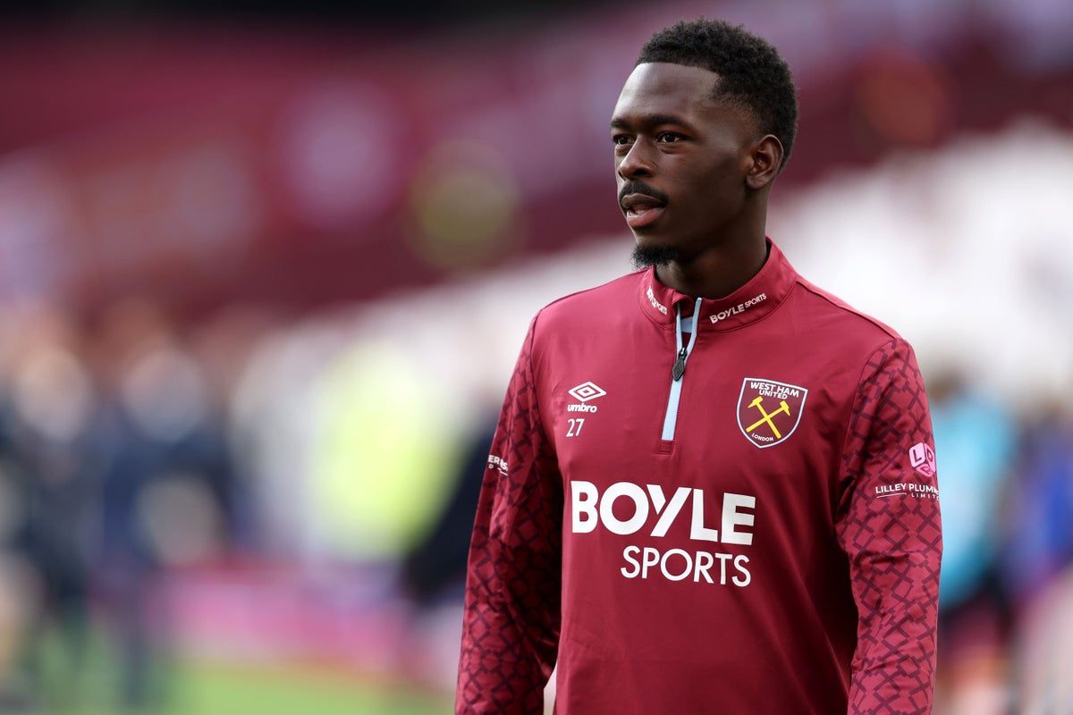 Soungoutou Magassa earns West Ham draw at Manchester…