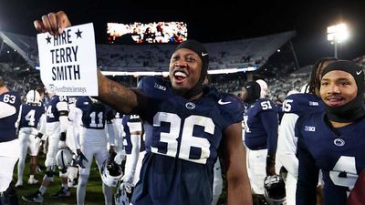 Penn State Players Rip School for Not Making Terry Smith Permanent Head Coach