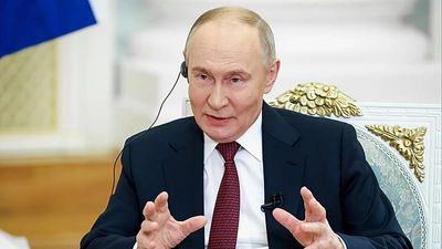 Putin vows Russia will take Donbas by force if Ukraine's troops will not withdraw