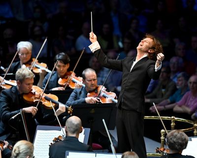 Strauss: An Alpine Symphony; Four Songs Op 27 album review – nothing is overblown or indulgent
